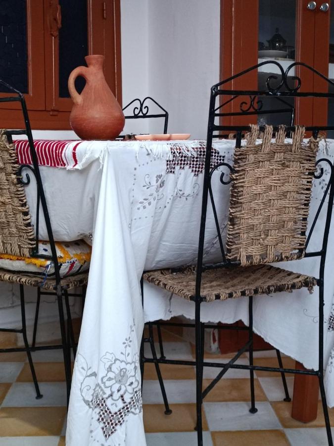 Appartement Dans La Medina Asilah Exteriör bild